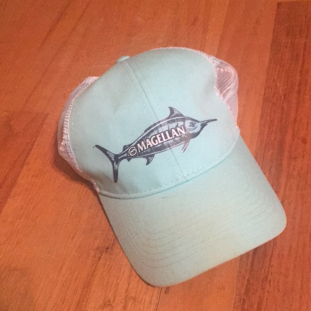Magellan hat - Picture 1 of 2
